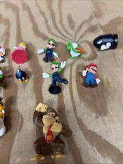 Nintendo Super Mario Bros Toy Bundle Lot Of 14 PVC Figures Jakks Pacific, Etc.