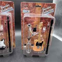Dark Horse Deluxe SD Toys Fender Collection-Telecaster-Precision Bass-Jazz Bass