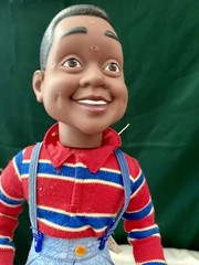 Vintage 1991 Hasbro Family Matters Steve Urkel 17″ Talking Pull-String Toy Doll
