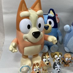 Bluey and Friends Family Figures And Plush Lot of 23 Items. Clean. Smoke Free.