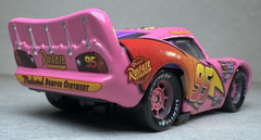 Disney Pixar Cars Hot Pink Lightning McQueen Diecast 1:55 FC Rust-Eze Piston Cup