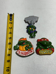 TEENAGE MUTANT NINJA TURTLES BADGE MICHELANGELO RAPHAEL BURGER KING DONATELLO