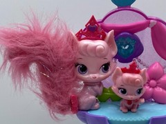 Disney Palace Pets Beauty & Bliss Playset Furry Tail Friends Sleeping Beauty
