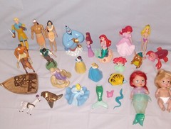 Lot of 25 Princess Cake Toppers Figures Ariel Vintage & Modern my little mermaid
