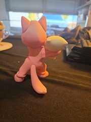 POP MART x Lil Peach Riot Sleepover Series Frankie-Pillow Fight Confirmed Figure