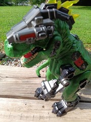 Adventure Force Ultra Exosaur Robotic Dinosaur Roams & Roars Motion Activated 🦖