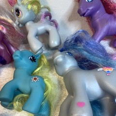 Various My Little Pony Toy Figure LOT Vintage & New Generation Over 25 Pony Lot