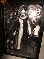 ULTIMATE ART THE CLOWN Terrifier 7″ inch Action Figure Neca 2025