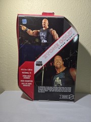 WWE ULTIMATE EDITION Monday Night War Exclusive “Stone Cold” Steve Austin Figure