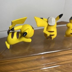 POKEMON ACTION FIGURE LOT PIKACHU Dedenne Pichu