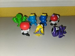Roblox Rainbow Friends Collectible Mini Figures x 7