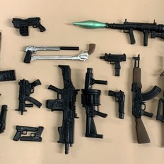17pcs Munitions Pack Guns Blaster Weapons For 6” or 7″ Action Figure McFarlane