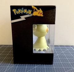 Jazwares Pokemon Select Mimikyu 4″ Vinyl Figure Series 2 New 2024 Pokémon