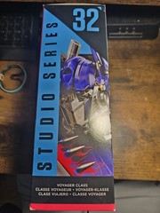 Hasbro Transformers Studio Series 32 Optimus Prime Voyager Red/Blue