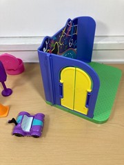 Spin Master Dreamworks Gabby’s Dollhouse Carlita Purr-ific Play Room car & accs