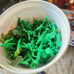 DISNEY PIXAR Toy Story Collection Bucket O Soldiers Thinkway toys Soldiers