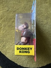 Donkey Kong With Bananas 4″ Action Figure Jakks Pacific World Of Nintendo Mario