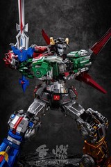 In Stock New Reborn-01 Beastmaster Voltron GoLion Action Figure New