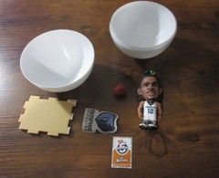 2023 Zuru 5 Surprise NBA Ballers Memphis Grizzlies JA MORANT 3″ w ball, 5 pieces