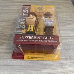Memory Lane Charlie Brown Peppermint Patty Action Figure Smile Variant NIP