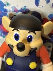 Akashi Mickey x Mario 9″ Vinyl Figure by Dave Bondi 🔥