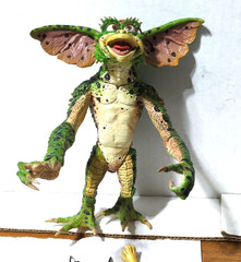 neca gremlins 2 Daffy With Acceries