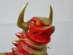 Monstock Toumart Destdon 10″ Vinyl Figure + Tag Red Gold Touma G1 Sofubi Kaiju