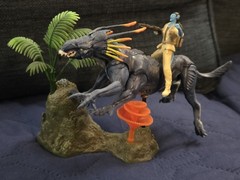 Jake Sully and Thanator Avatar James Cameron Light-up Figure