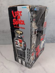 1997 Lost in Space B-9 Robot Limited Edition Chrome Figure Trendmasters NEW