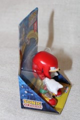 3PK Jakks Pacific Knuckles, Super Sonic, Sonic The Hedgehog 2.5in Action Figures