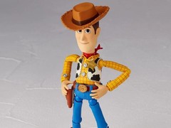 Kaiyodo Legacy of Revoltech Pixar Toy Story Woody Ver 1.5 Action Figure In Hand