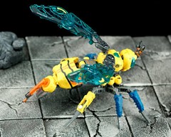 52TOYS Animal BEASTBOX BB-38 GUNPOWDER Wasp Figure Decompression Toy Magic Cube