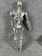NECA Terminator 2 Endoskeleton T-800 LED Light up Eyes 1/4 Scale 18″ Figue