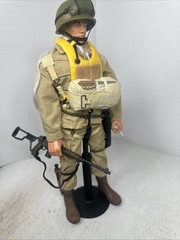 1/6 HASBRO GI JOE WW2 101ST AIRBORNE PARATROOPER D DAY W/ REAL PARACHUTE M1A1