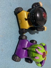 RUMBLE ROBOT Lot Of 2 Battle Bot Mix Team Fight Toy No Remote Turns On And sound