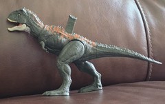 Mattel original Jurassic World Dominion Carnotaurus Dinosaur toy figure