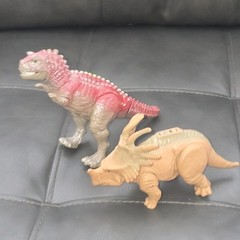 Crazed Carnotaurus Disney’s Dinosaur 2000 Toy Figure & Eema Styracosaurus FLAWED