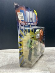 MIB Men In Black Figure 1997 Slime Fighting Kay vs Edgar The Alien Galoob 76110