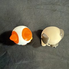 Lot of 2 Soft Plastic Pet Figures – Orange and White Cat / Brown Dog