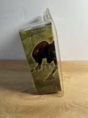 Alien 3: Dog Alien 8In Movie Maniacs 6 Deluxe Xenomorph Hybird Action Figure