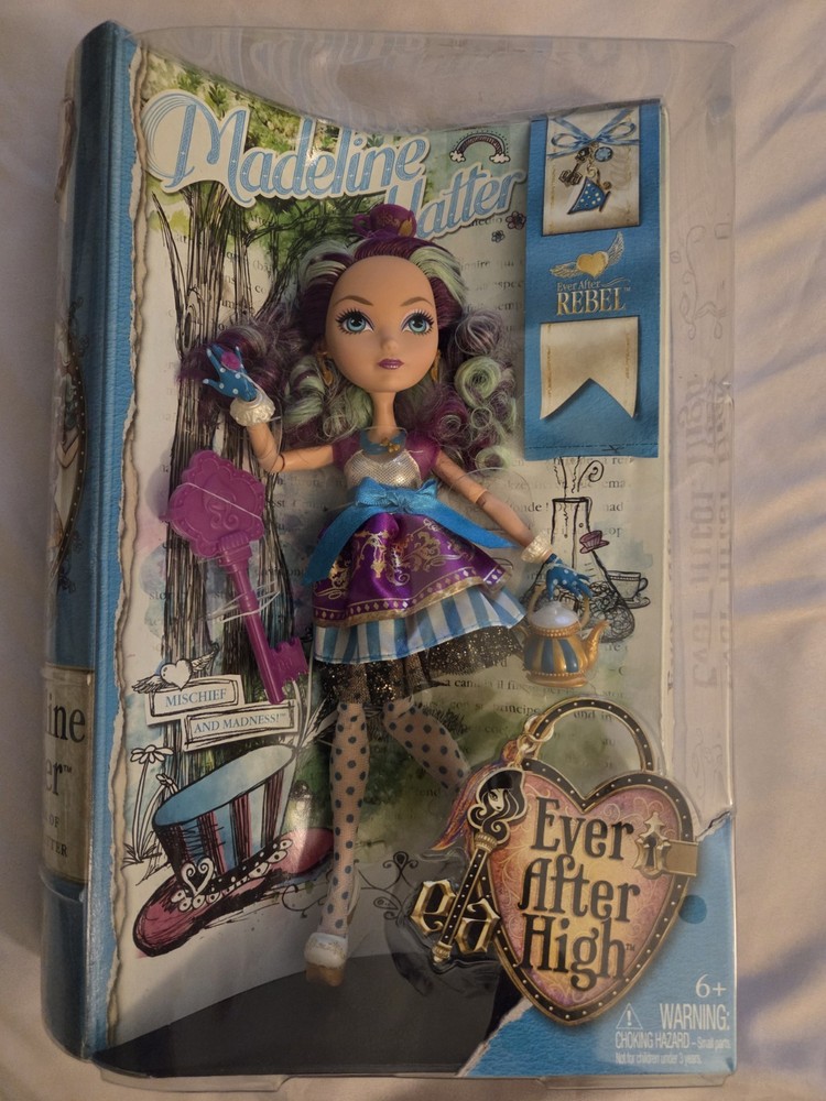 Ever After High REBEL Madeline Hatter Mattel Doll NIB(slight Inperfections) 2013