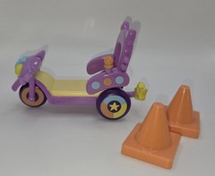 Bluey Toy Lot Cat Squad Bike with 2 Cones + 1 Bingo Figure Moose Toys
