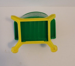 MEGO Wizard of Oz Emerald City THRONE 8″ Figure DOLL CHAIR vintage 1974