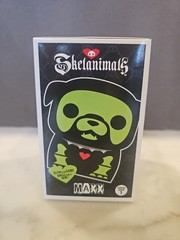 Skelanimals Maxx Bulldog Glow In The Dark Vinyl Figure