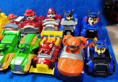 Paw Patrol Car Lot 18 Die Cast & Plastic Vehicles W Drivers Nickelodeon Toys