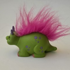 Vintage 1990’s Russ HATCHLING Dinosaurs Green Pink Trolls CUDDLEASAURUS Dino