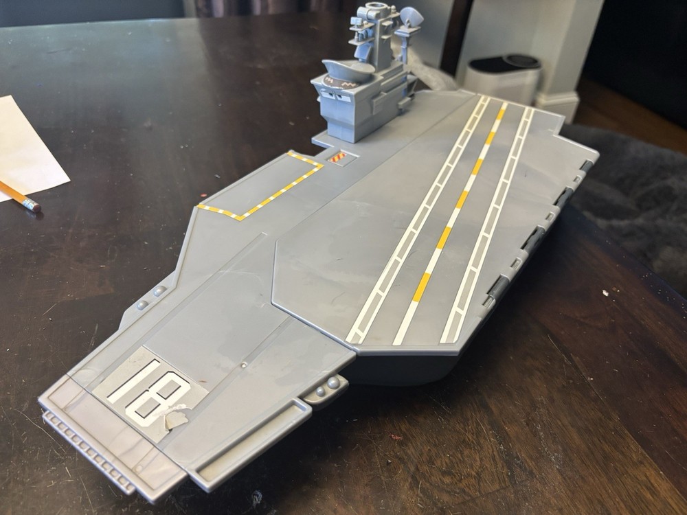 Disney Pixar Planes USS Flysenhower Aircraft Carrier 18″ Playset-Incomplete