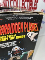 Vintage Trendmasters Forbidden Planet 1999 Remote Control Robby the Robot NEW