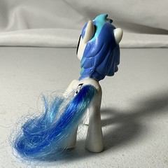 My Little Pony Friendship is Magic DJ Pon-3 Vinyl Scratch Mini Figure 2.5″