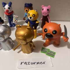 Piggy Figures Lot Of 11 + 5 DLC CODES Soldier Piggy Clowny Gold & Silver Piggy